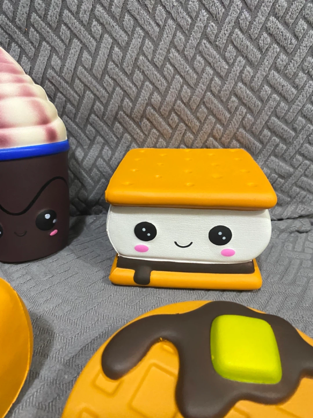 Squishy Toys Squishies  Set of 4 New - photo 3