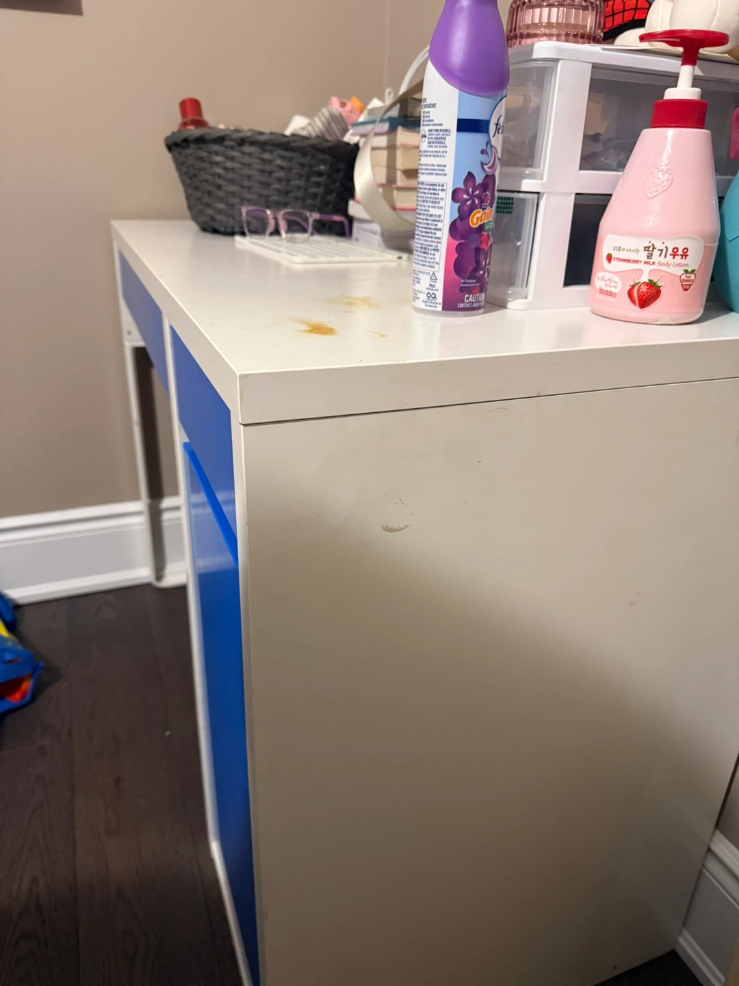 White and Blue Desk with Drawers - photo 2