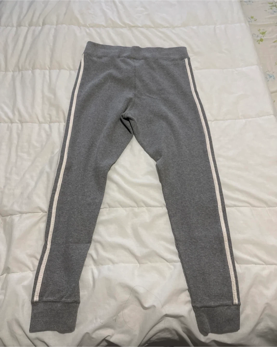 Adidas Joggers Grey White Stripes Size L - photo 3