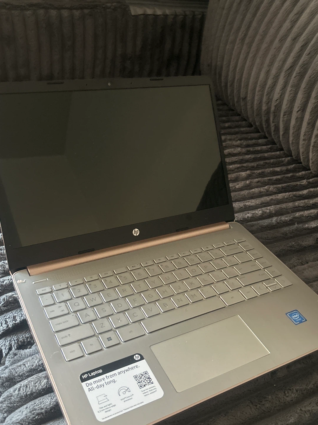 HP Laptop Rose Gold - photo 2