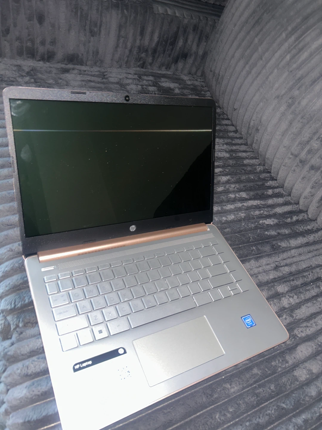 HP Laptop Rose Gold - photo 3