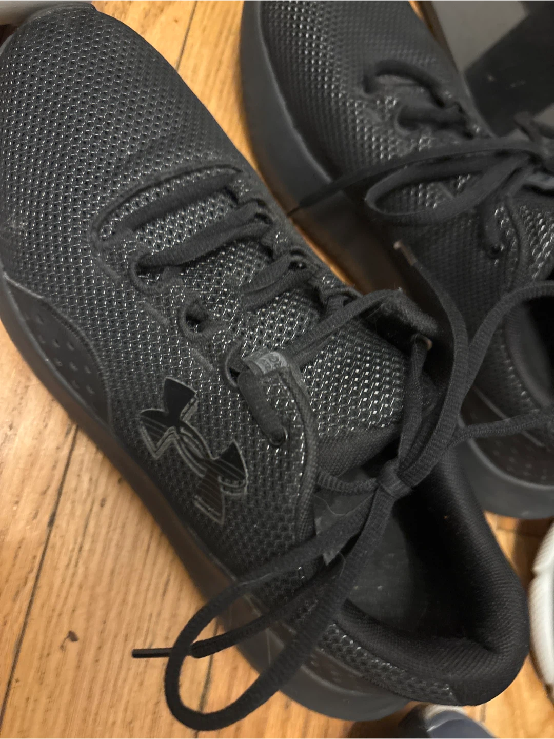 3 pairs of under armor shoes all size 10 used - photo 2