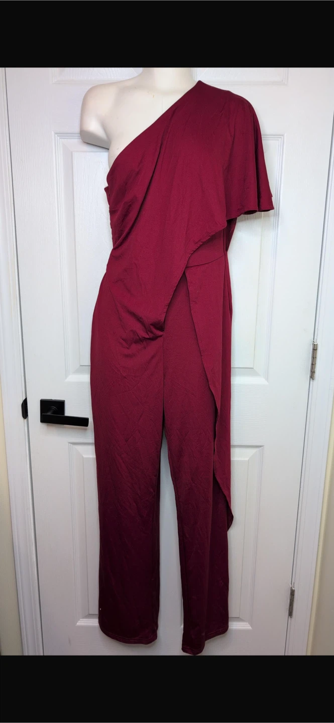 NEW! Women's Red One-Shoulder Jumpsuit Size M - photo 2