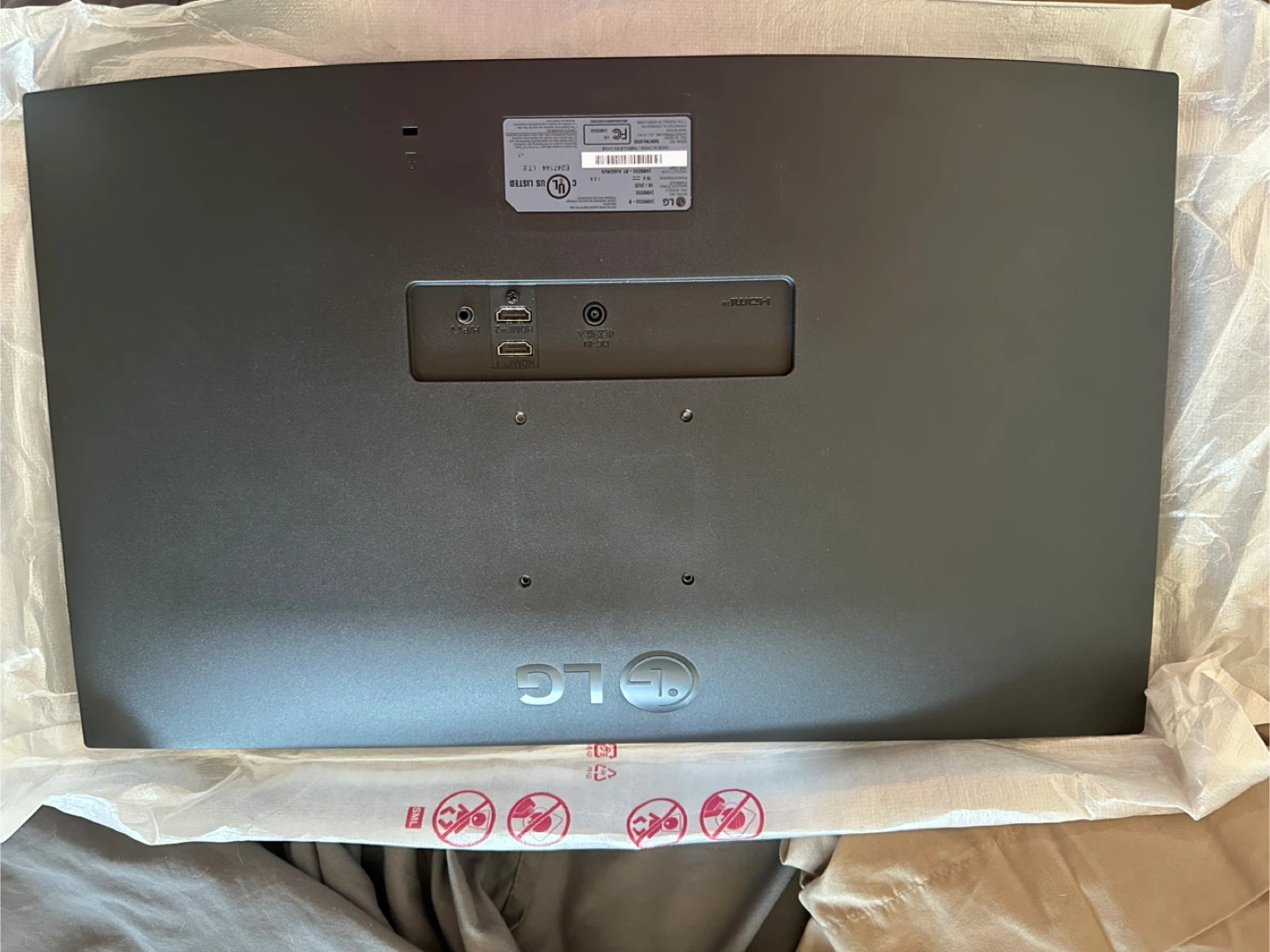 LG 24" IPS 100Hz Monitor - photo 5