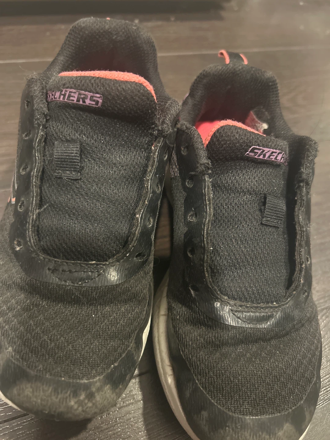 Y12 Skechers Kids Black Running Shoes