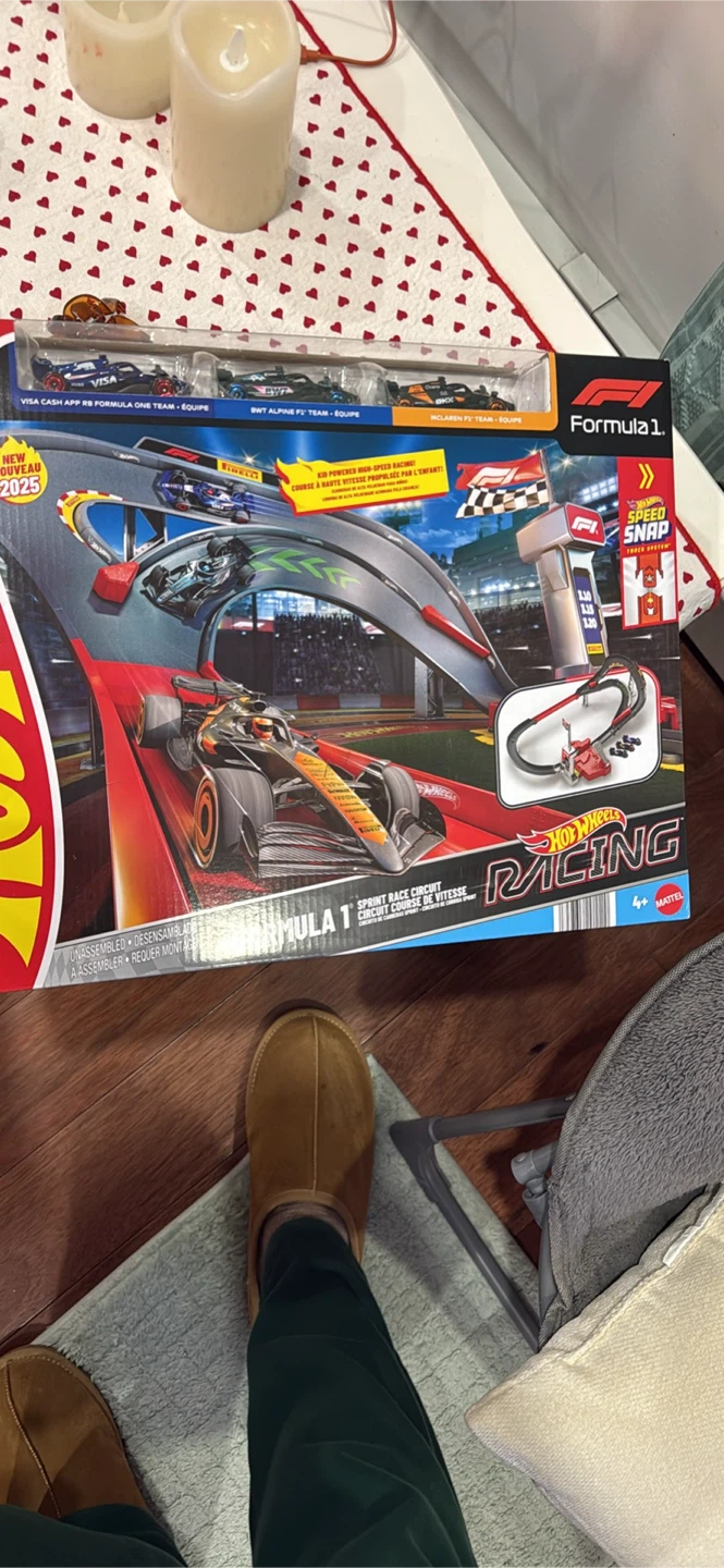 Hot Wheels Formula 1 Sprint Race Circuit Playset