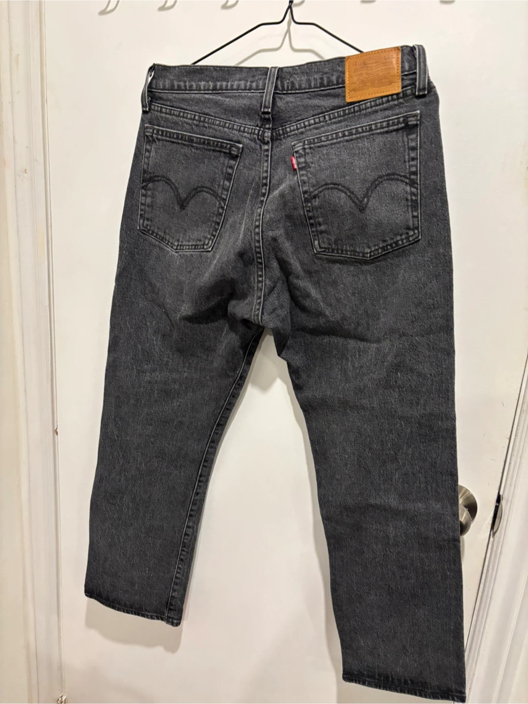 Levi's 501 Black Denim Jeans see straight cut fior women size - photo 4
