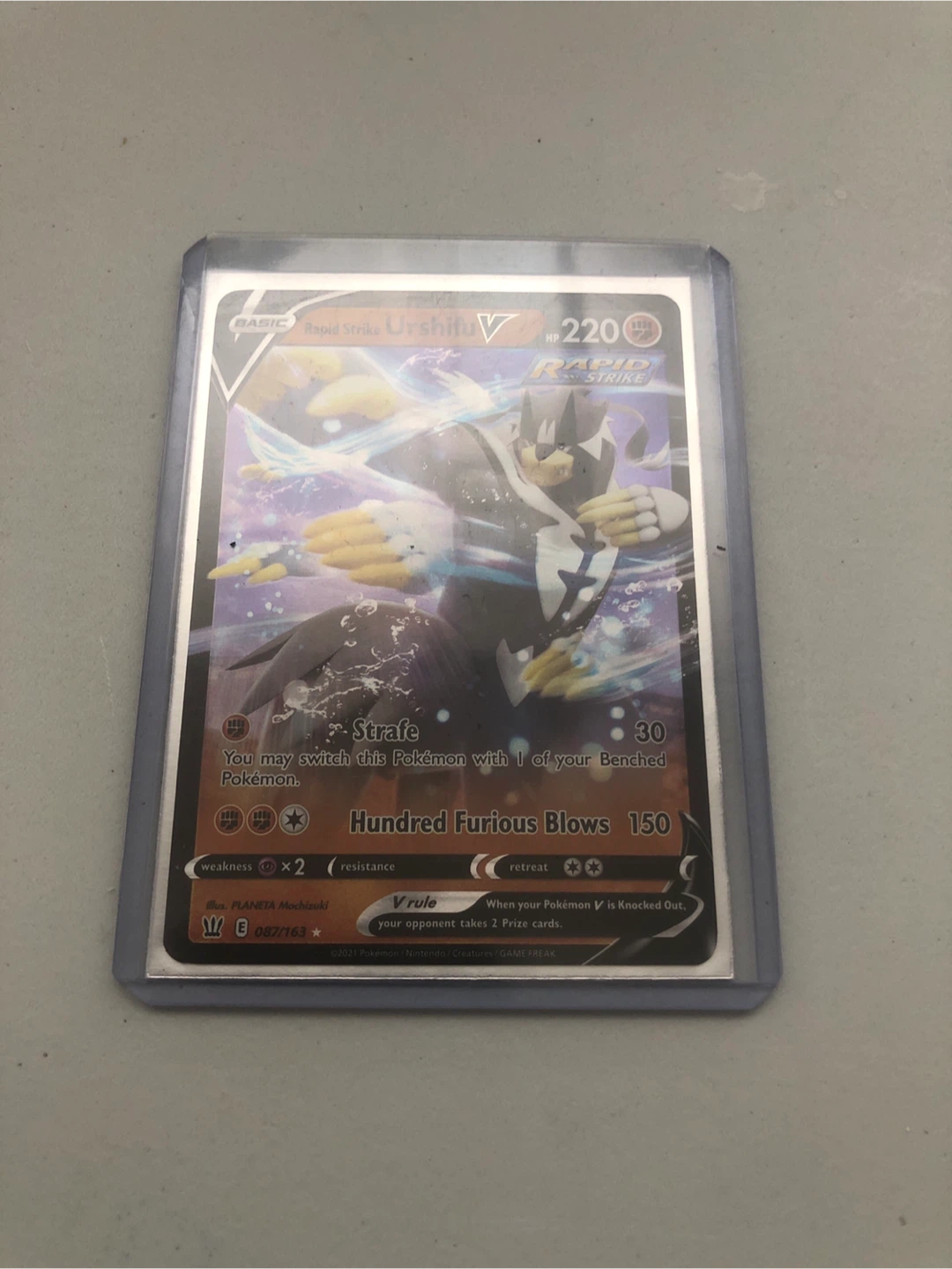 Pokémon Card - Rapid Strike Urshifu V 087/163