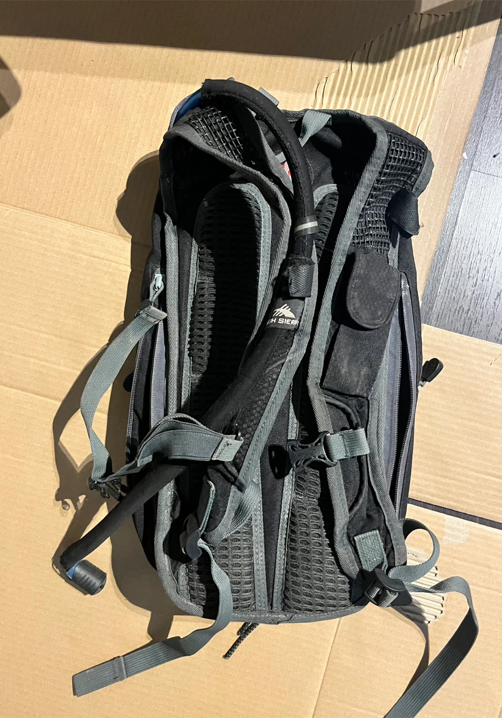 High Sierra Hydration Backpack - photo 2