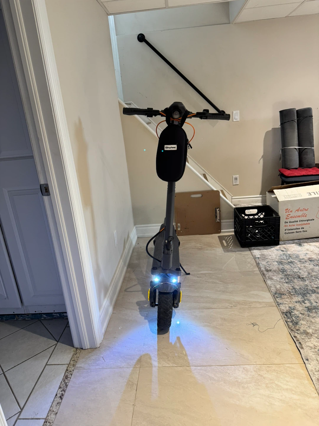 UNFON Electric Scooter (no exchanges) - photo 5