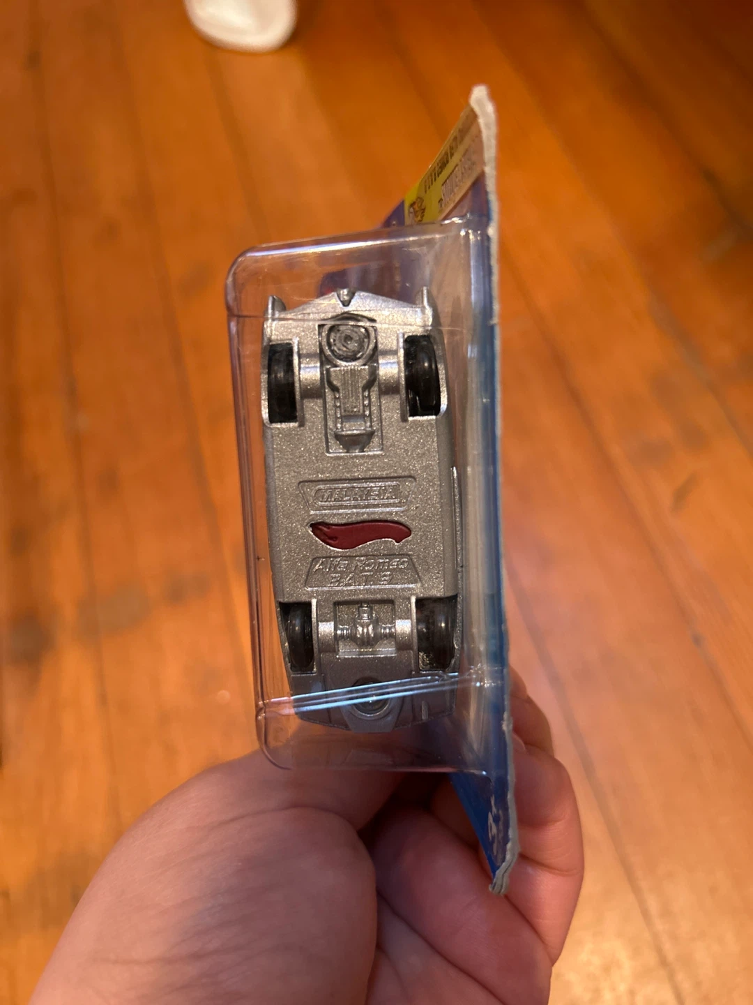 Hot Wheels Realistikz 2005 Alfa Romeo B.A.T. 9 Toy Car - photo 2