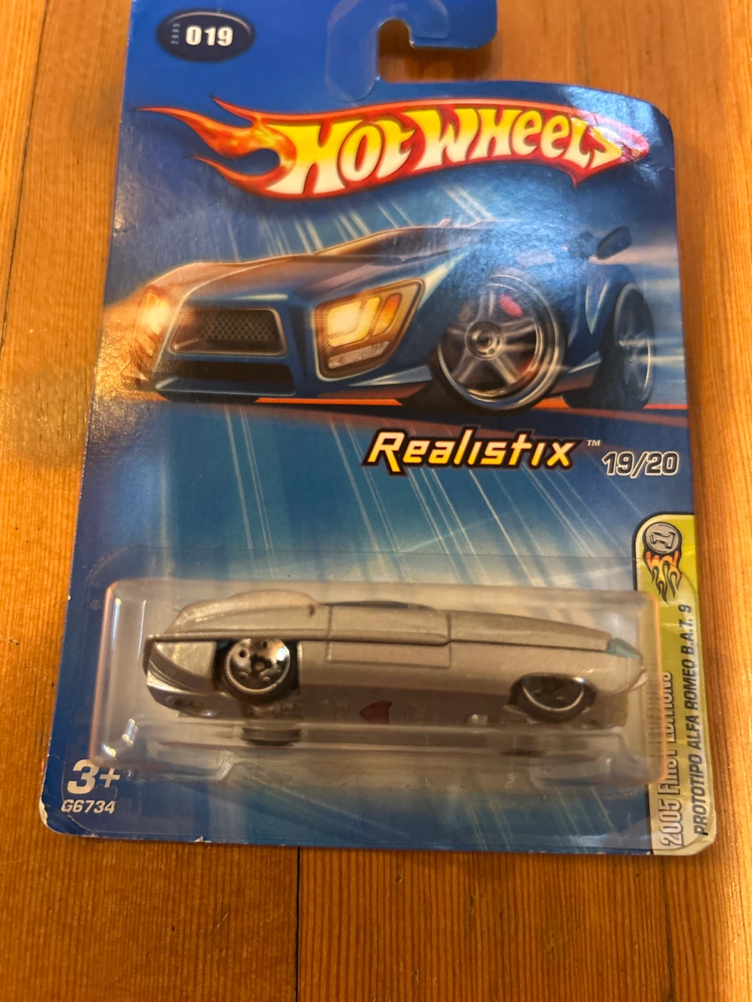 Hot Wheels Realistikz 2005 Alfa Romeo B.A.T. 9 Toy Car