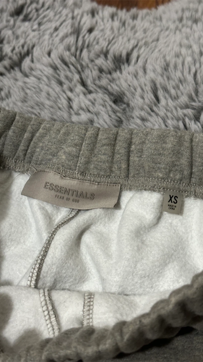 Fear of God Essentials Sweats “Dark Oatmeal” - photo 4