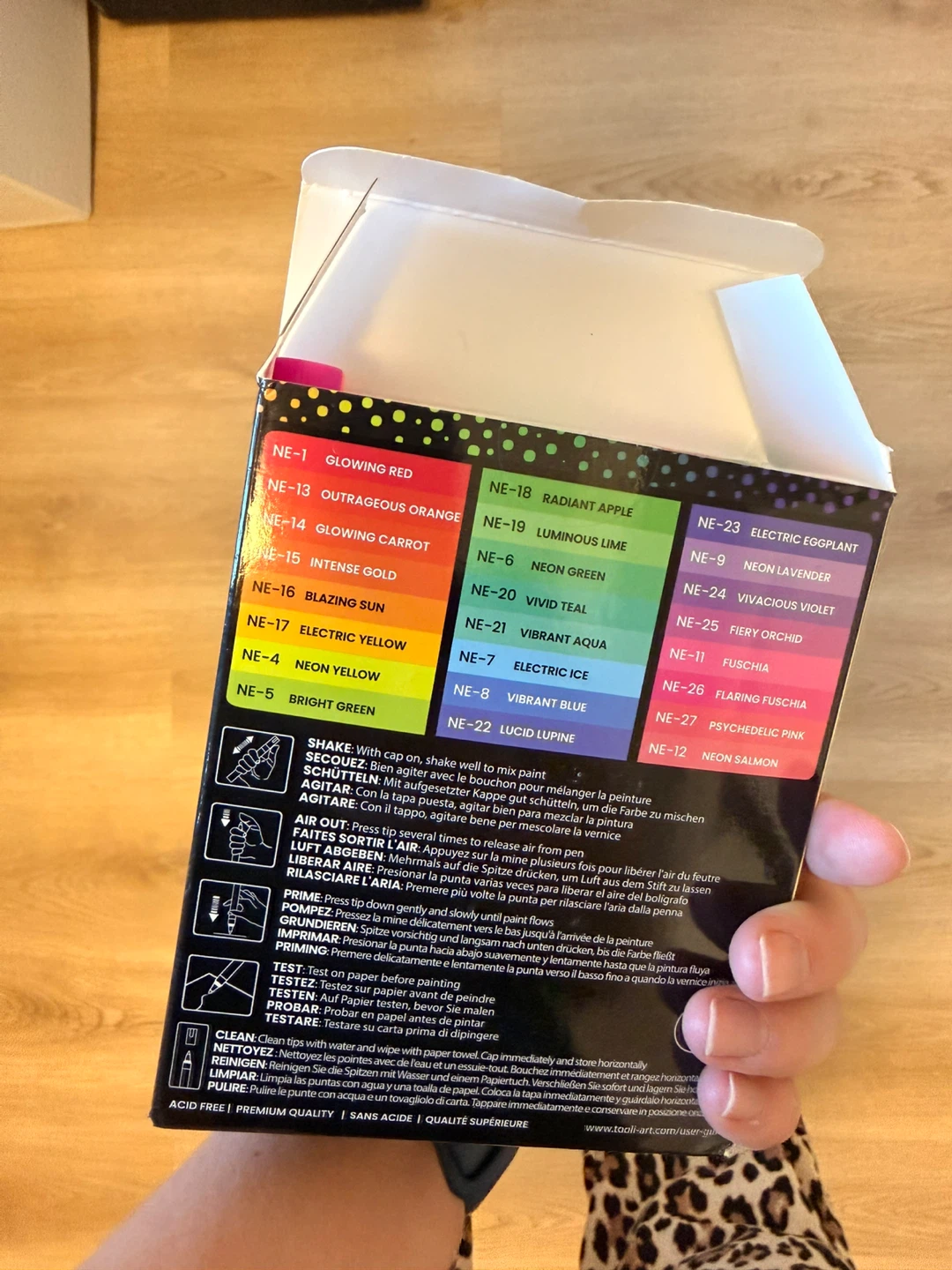 24 Neon Acrylic Paint Pens Set - photo 2