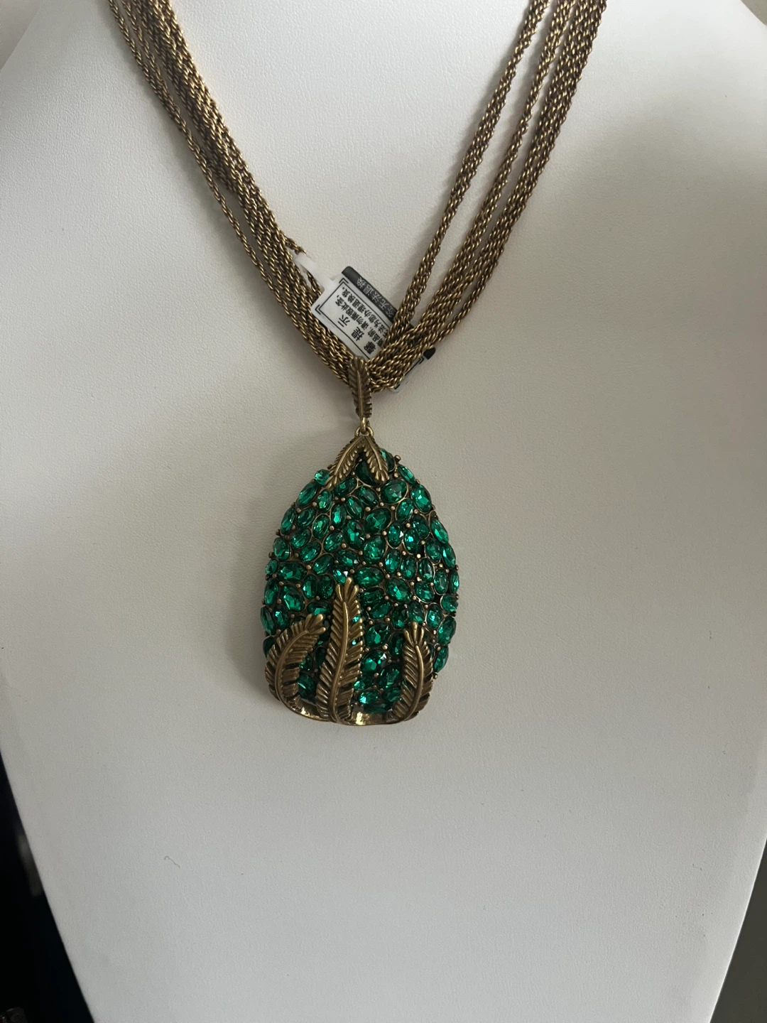 Sparkly Green Pendant Necklace with Multi-Strand Chain