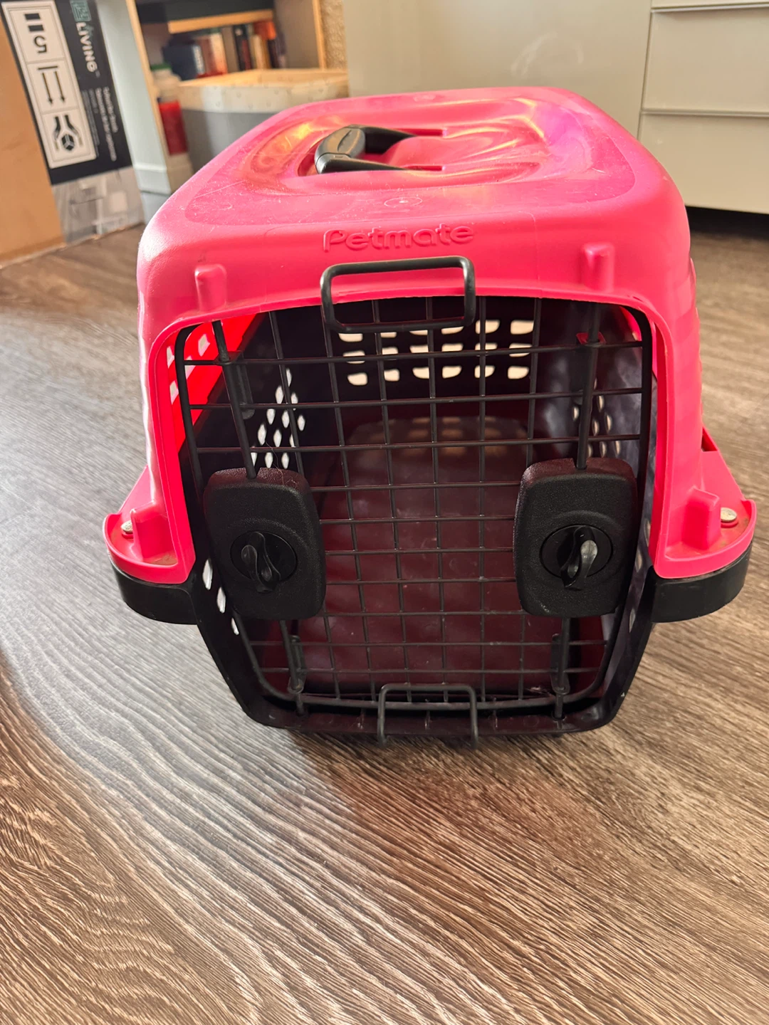 Petmate Pink Pet Carrier - photo 4