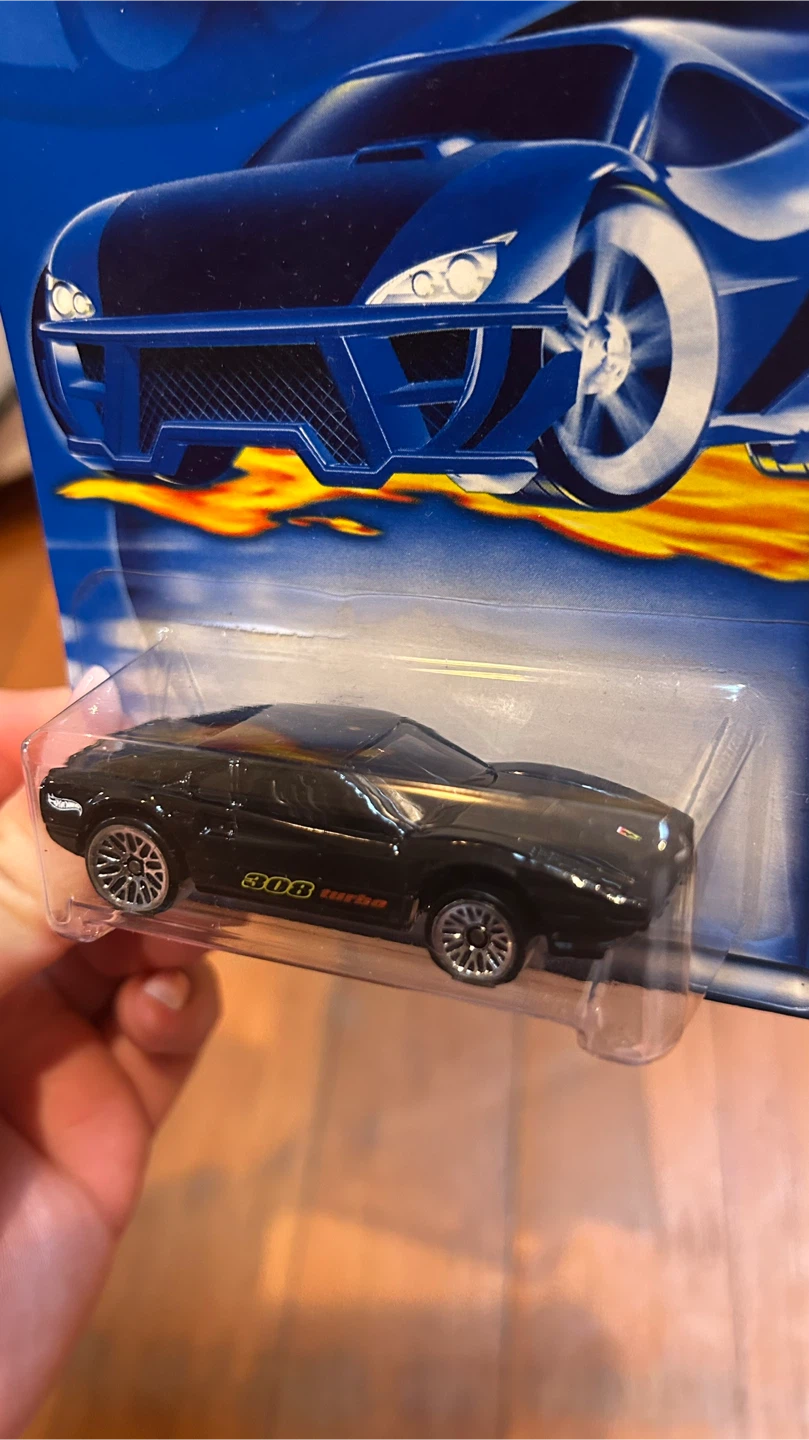 Hot Wheels Ferrari 308 Turbo Die-cast Car - photo 2