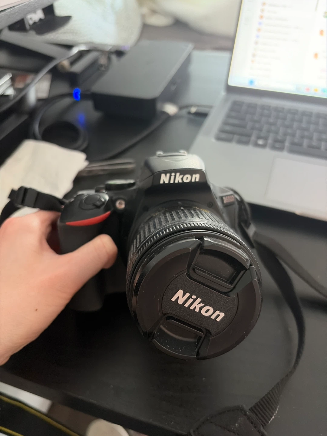 Nikon D5500 DSLR Camera with 18-55mm Lens - photo 2