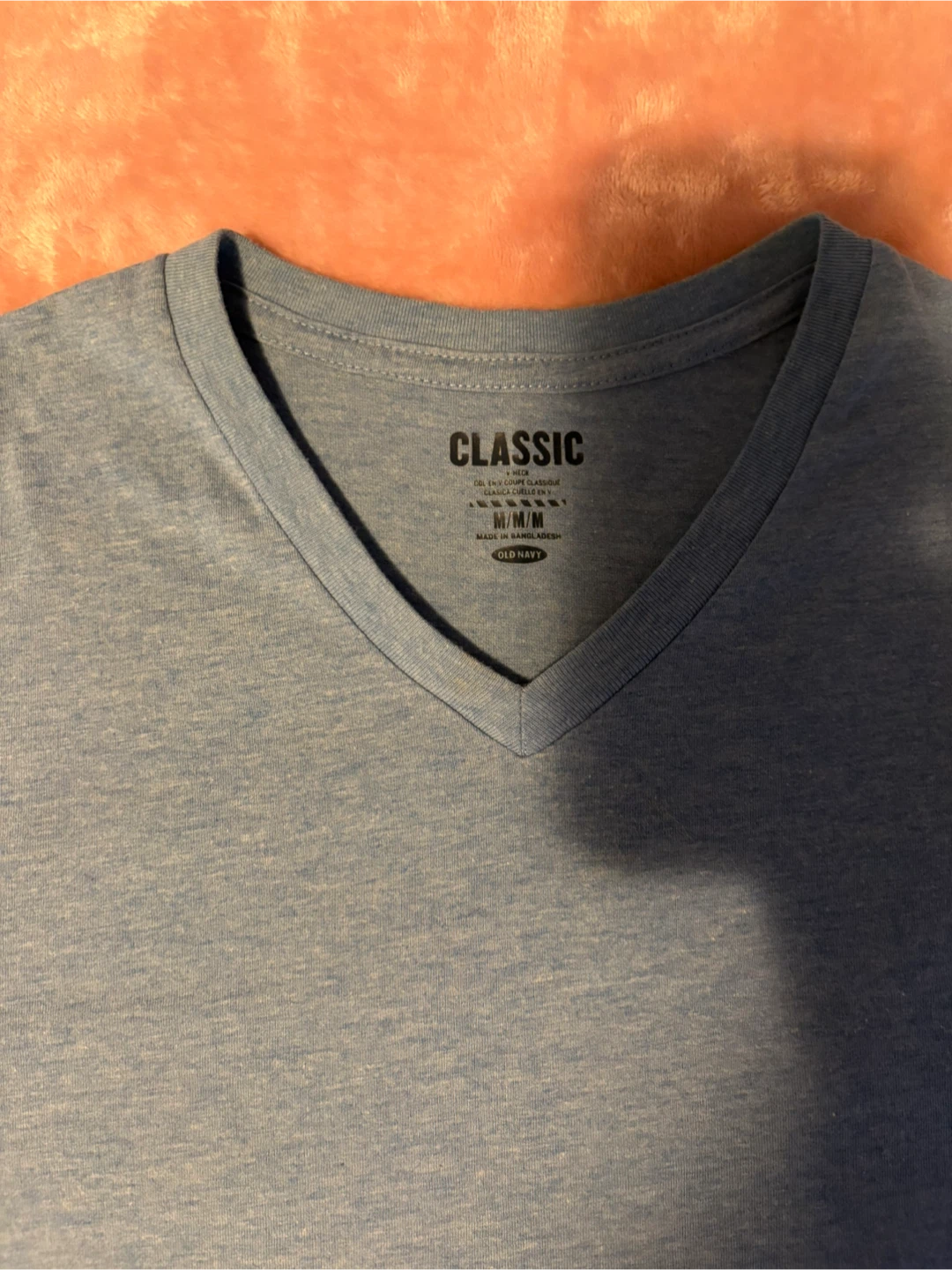 Old Navy V-Neck T-Shirt - photo 2