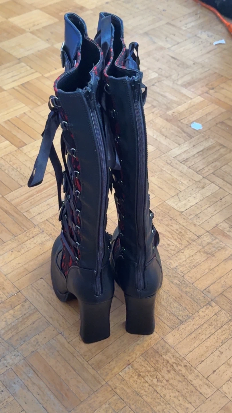 Gothic boots - photo 3