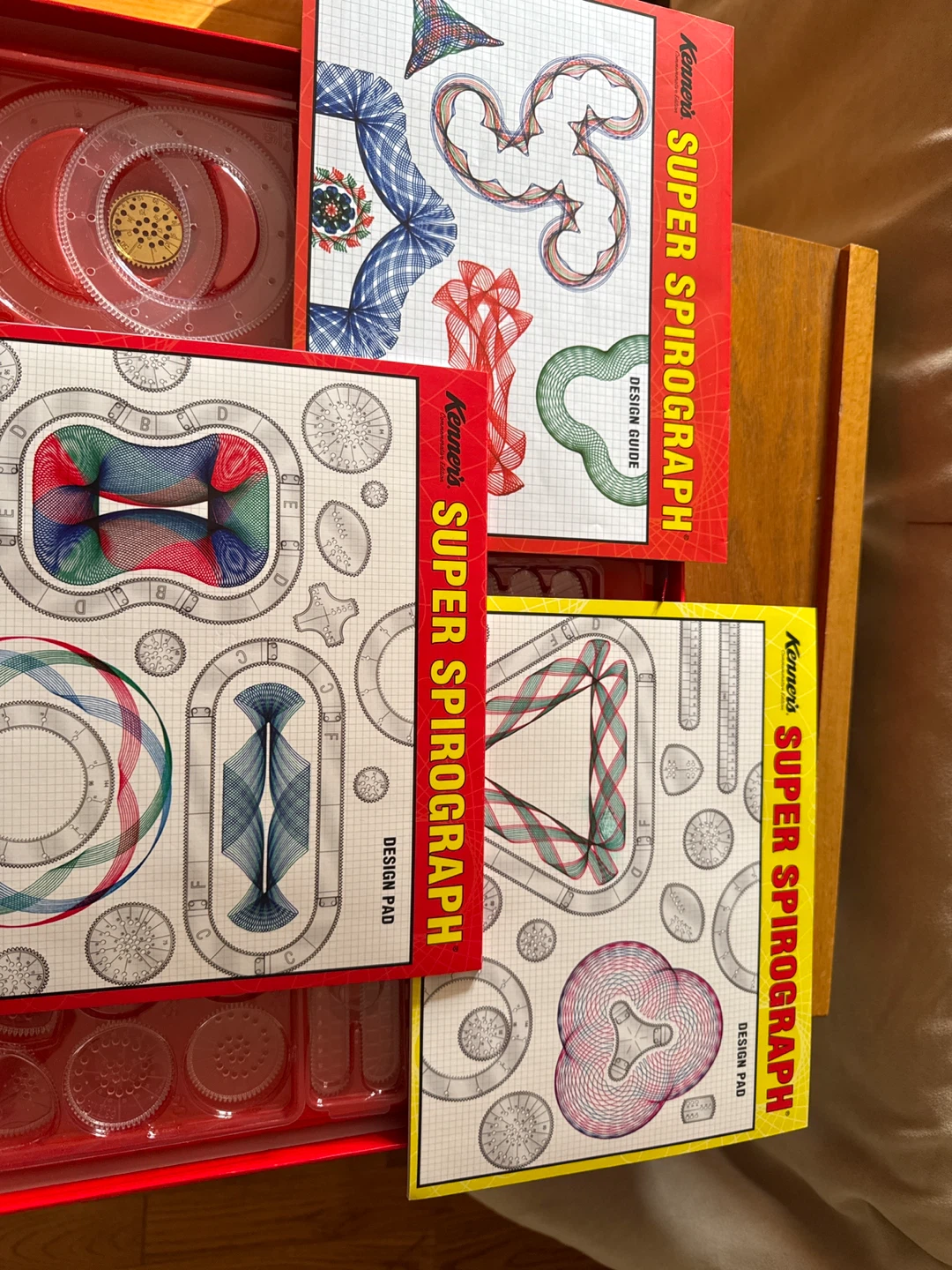 Kenner's Super Spirograph Set - photo 3