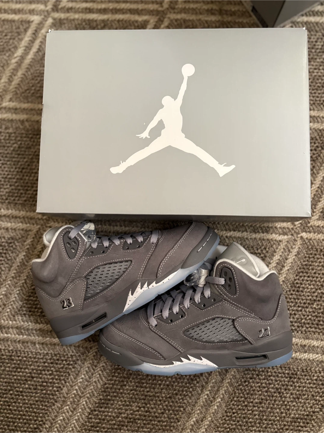 Air Jordan 5 Wolf Grey - photo 3