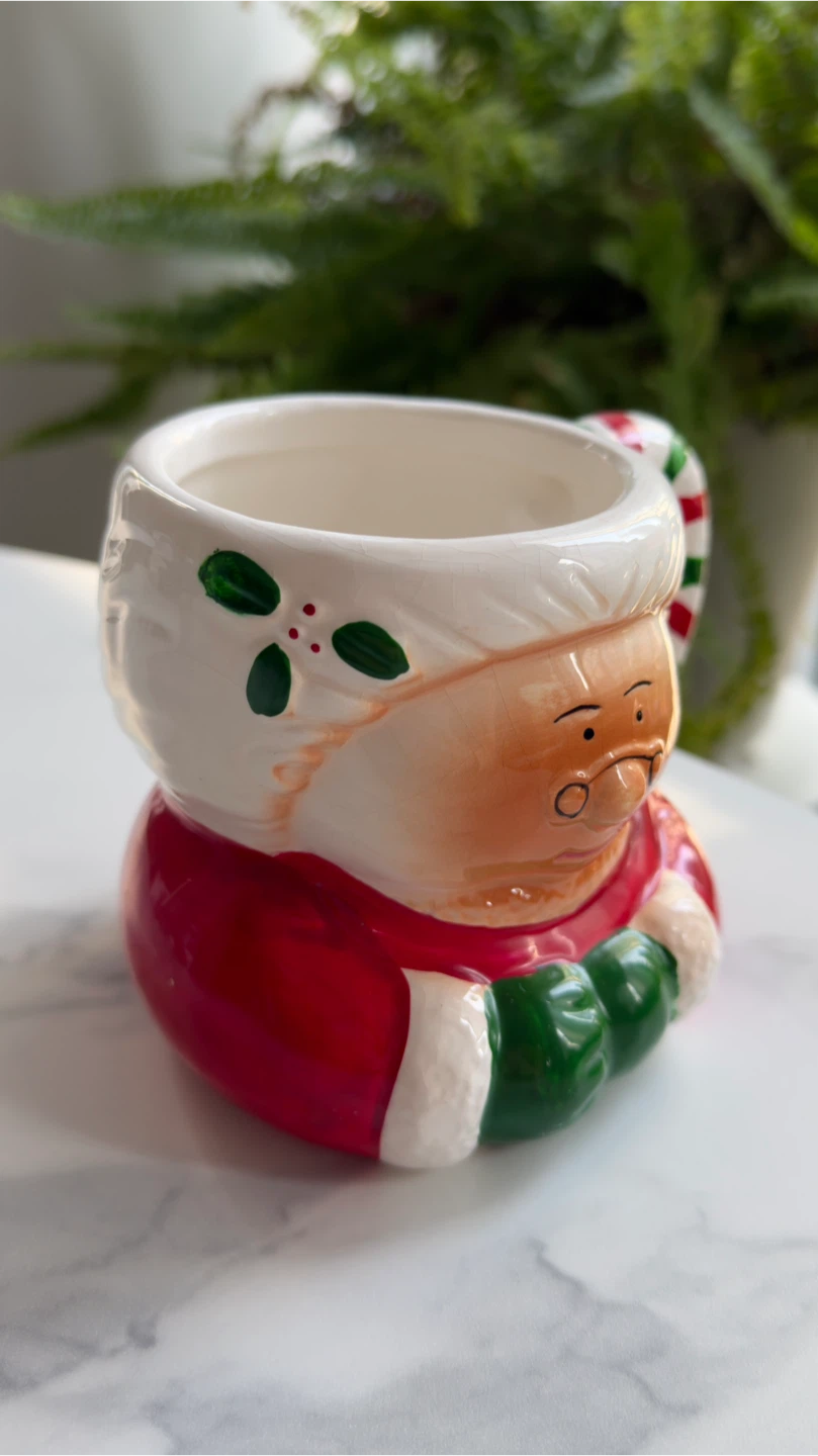 Mrs. Claus Christmas Mug - photo 2