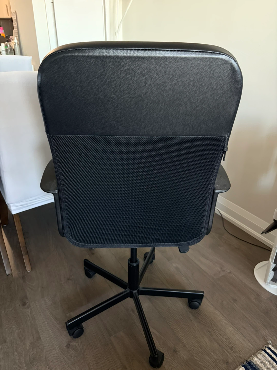 Black Ergonomic Office Chair - photo 3