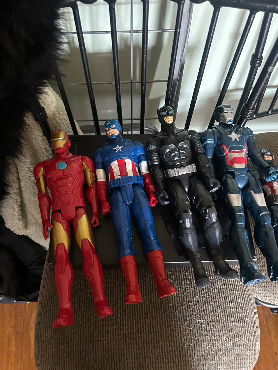 Marvel and DC Action Figure Lot - photo 3