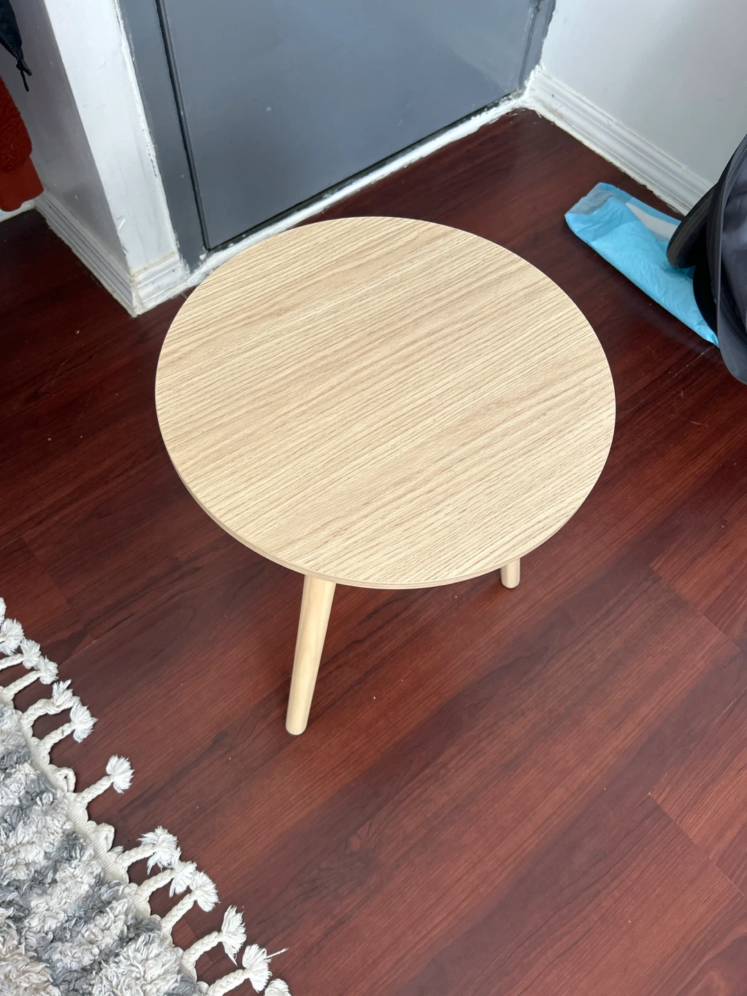 Round Accent Table - photo 2
