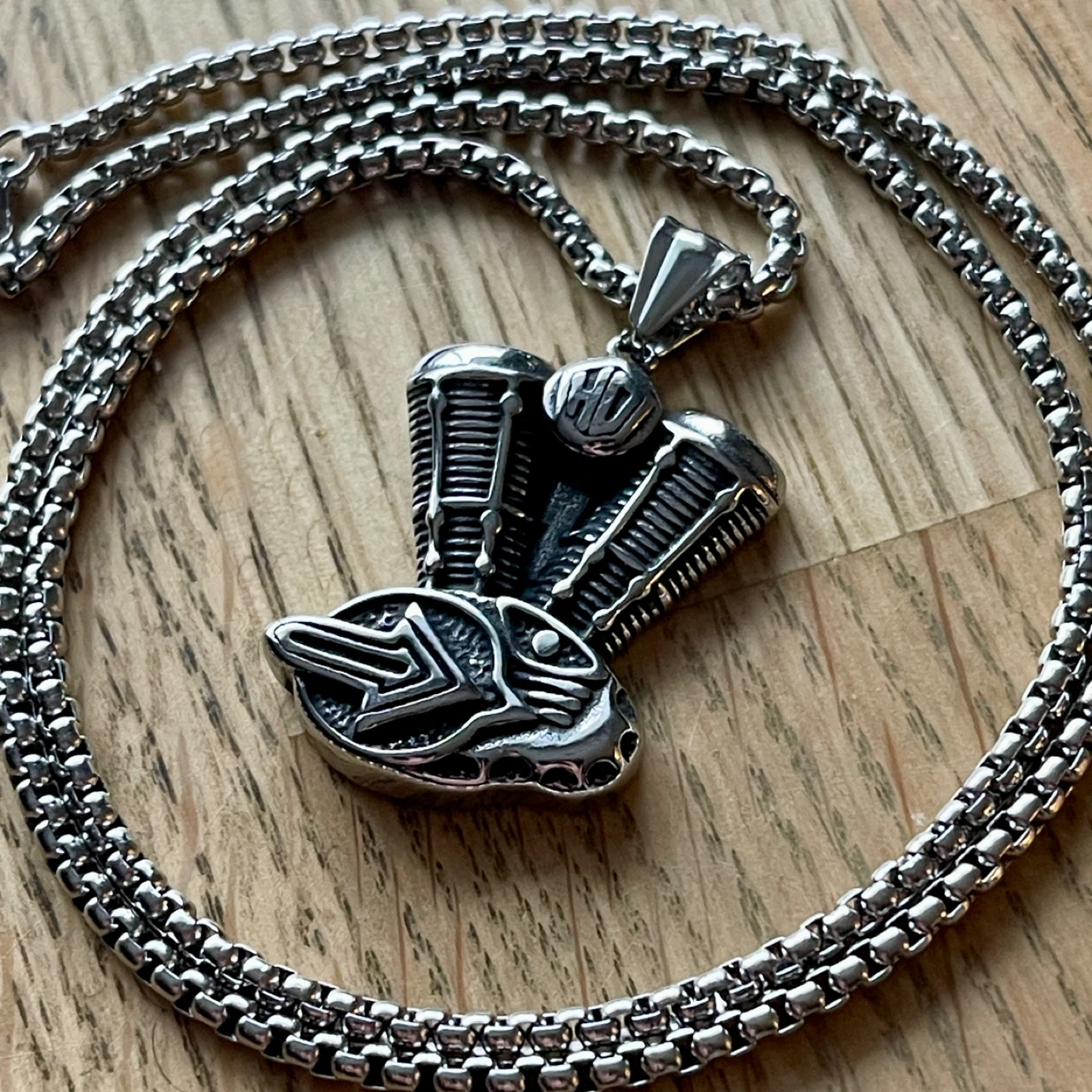 Motorcycle engine stainless steel necklace - photo 2
