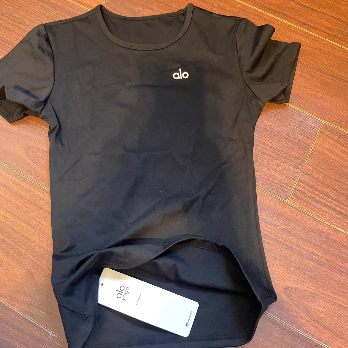 Alo Yoga Black T-Shirt