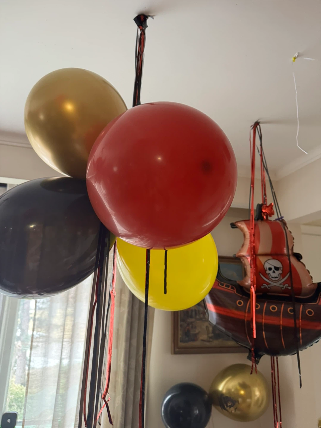 Free! Pirate Ship & Balloon Party Decorations ( Free ) - photo 3