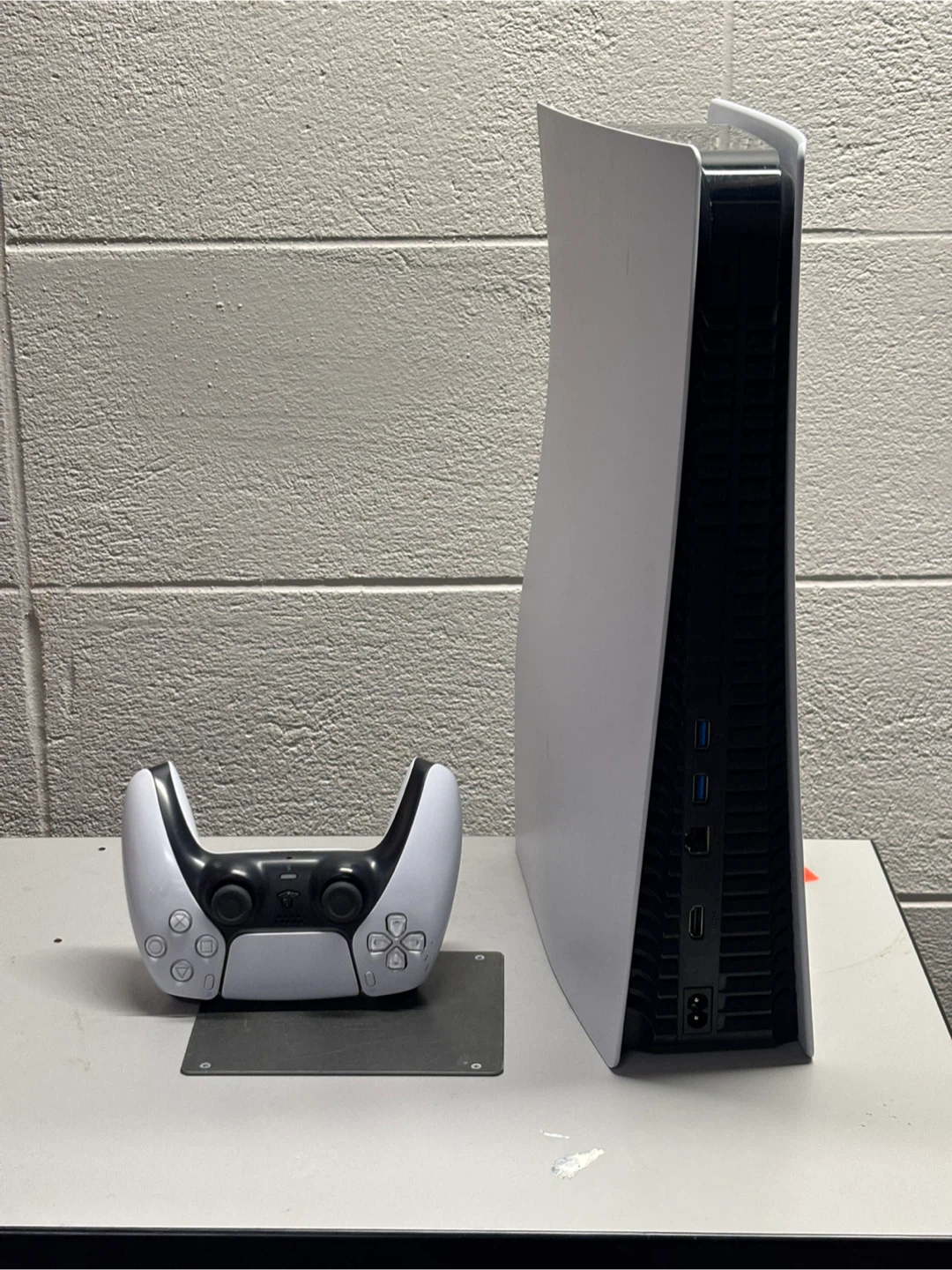 Sony PlayStation 5 Console with Controller - photo 5