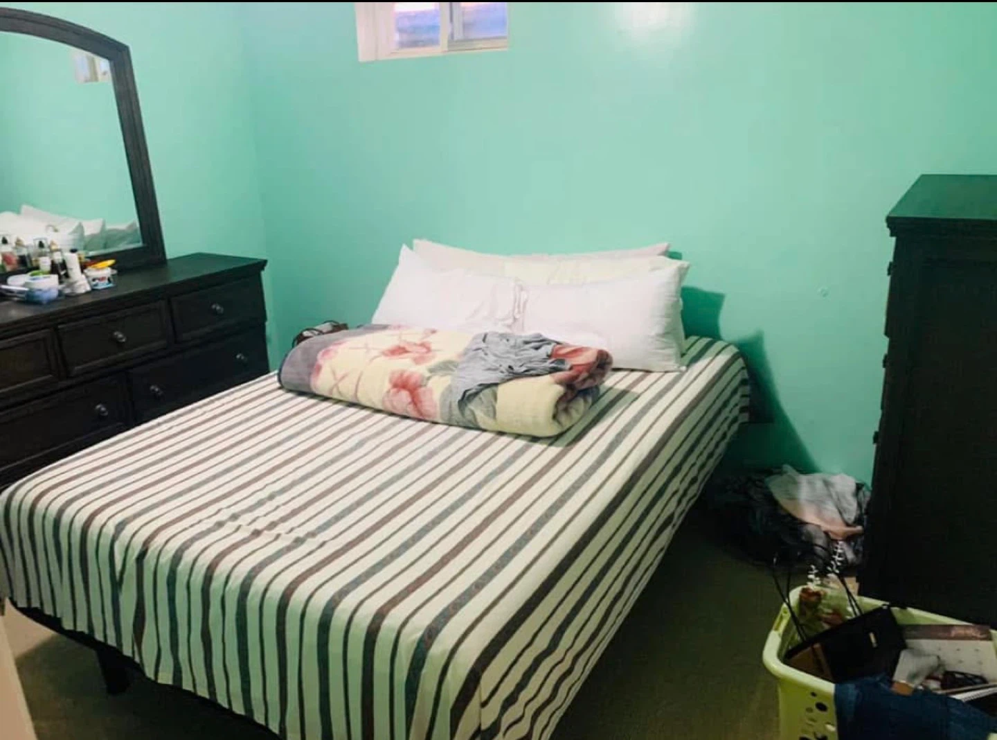 3 Bad Room Basement For Rent - photo 5