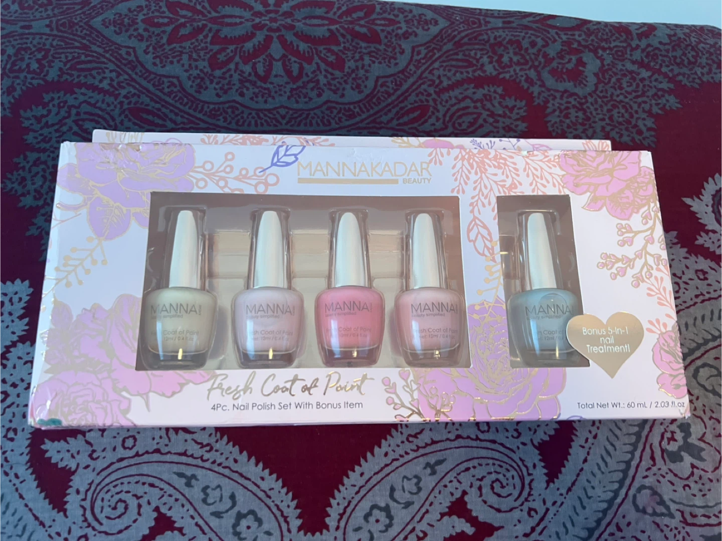 4pc Nail Polish Set with Bonus 5-in-1 Treatment