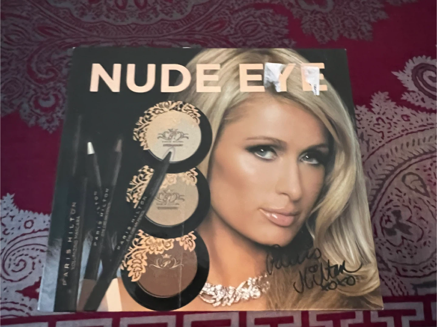 Paris Hilton Nude Eye Collection Makeup Set
