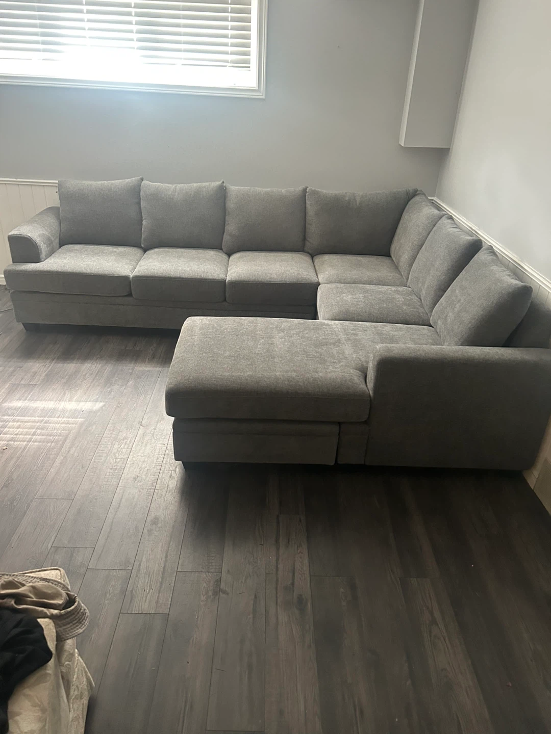 Grey Sectional Sofa with Chaise