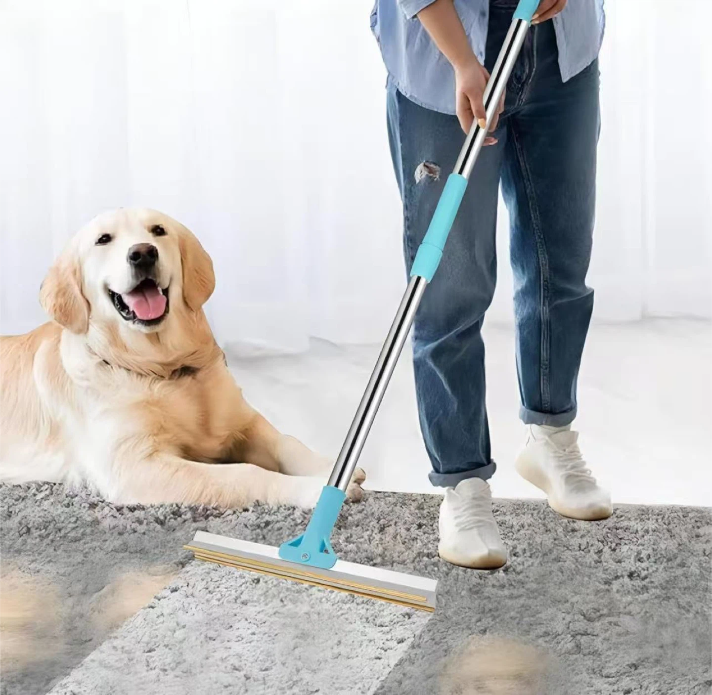 Pet Hair Removal Tool for Carpets - Adjustable Length