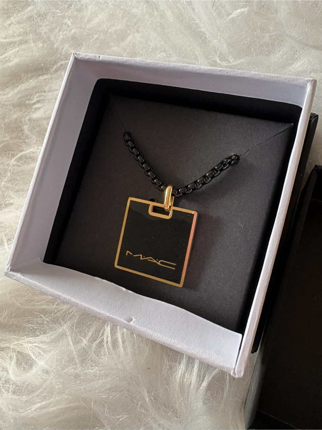 MAC Necklace - photo 2