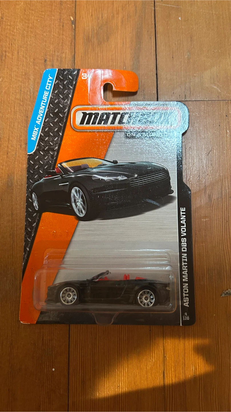 Matchbox Aston Martin DBS Volante Toy Car