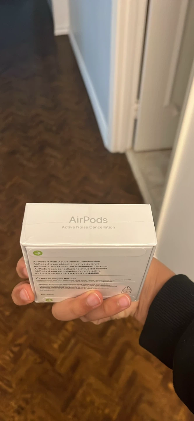 Apple AirPods 4 with Active Noise Cancellation - photo 3