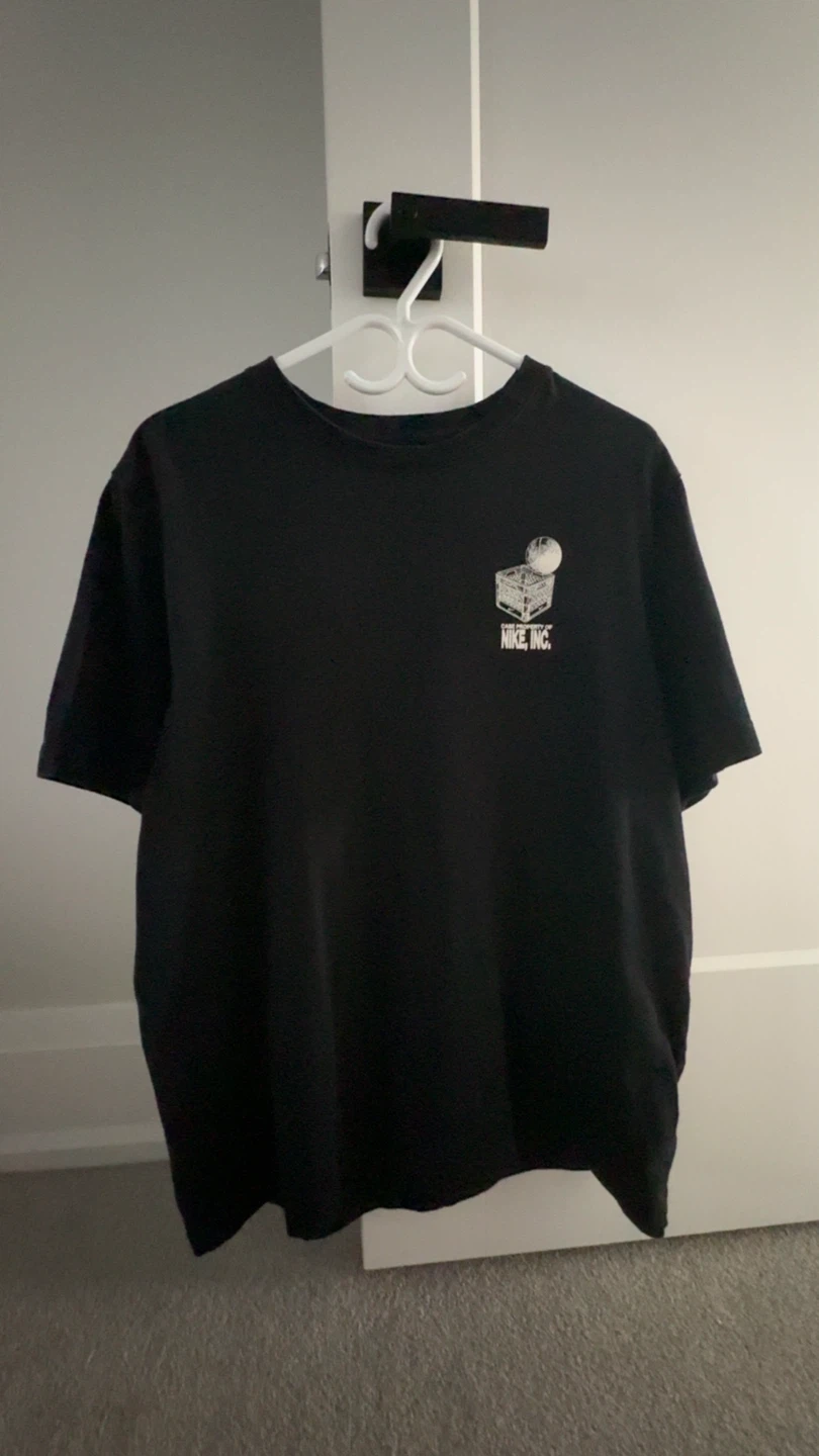 Nike Men's Basketball Graphic T-Shirt - photo 2