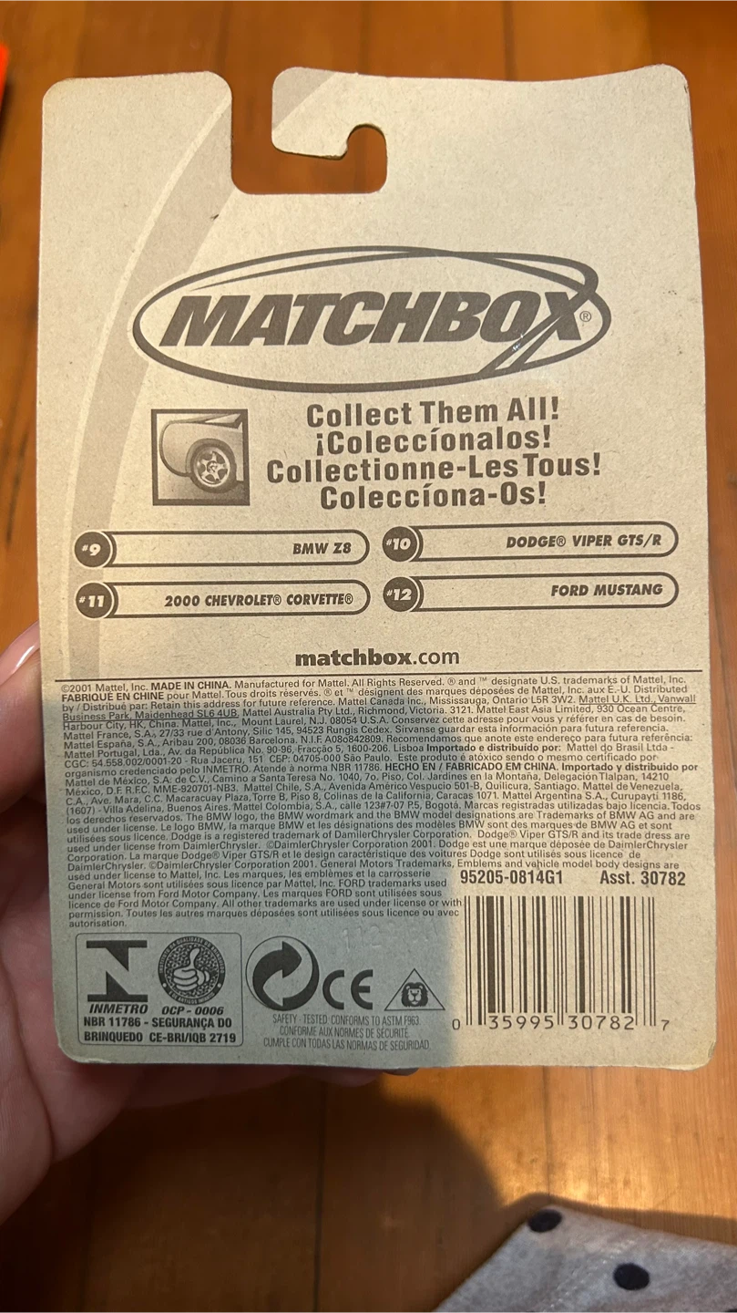 Matchbox BMW Z8 Die-Cast Car - photo 3