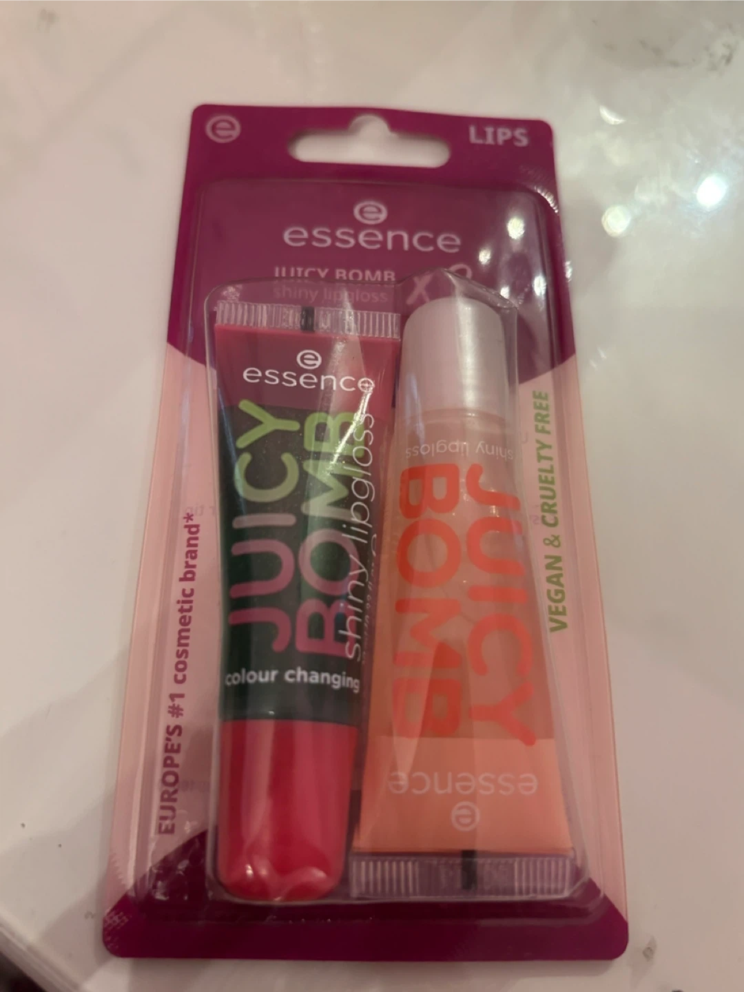 Essence Juicy Bomb Shiny Lipgloss Variant Pack 1