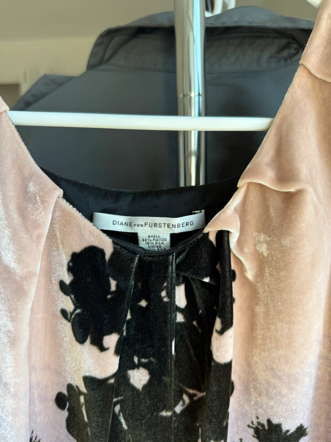Diane von Furstenberg Velvet Floral Dress - photo 2