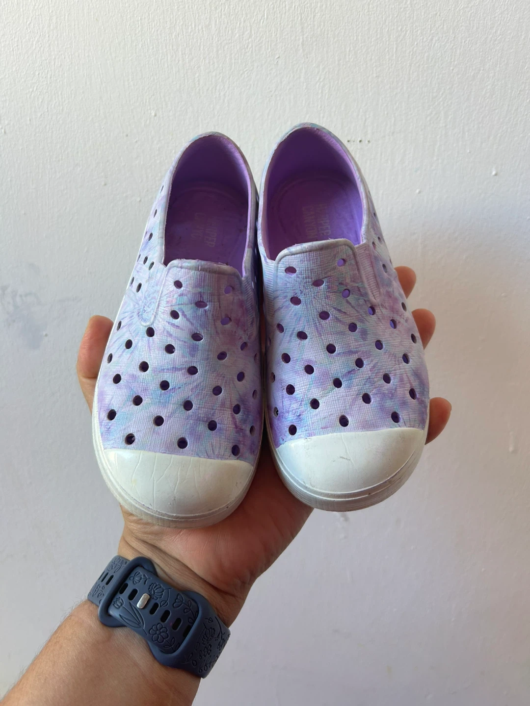 Toddler shoes size 9