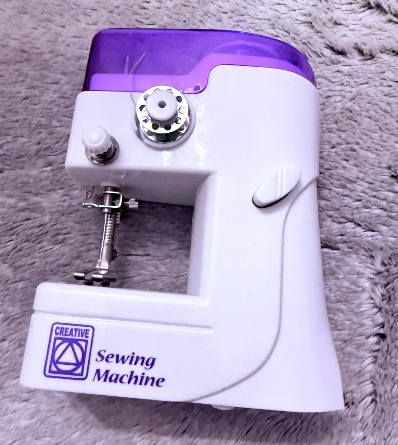 Creative Sewing Machine - photo 4