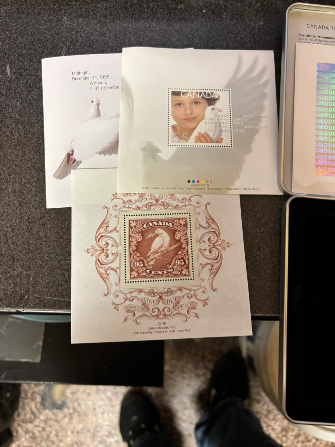 Canada 2000 Millennium Keepsake Coin and Stamp Set - photo 5