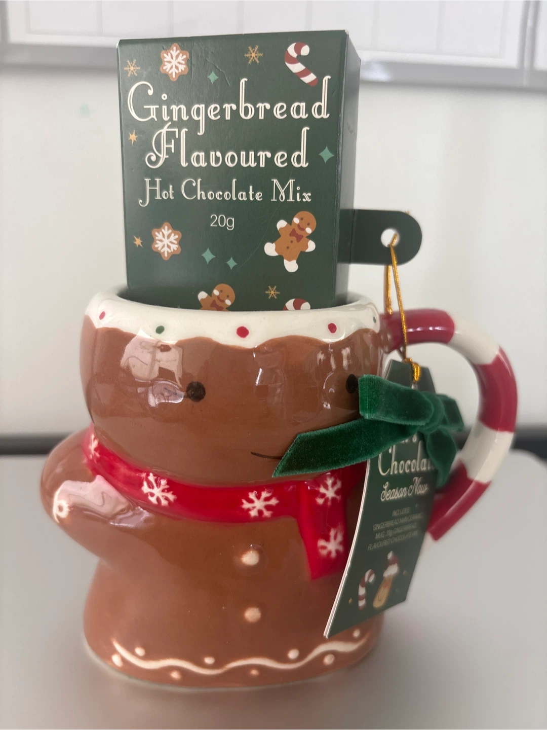 Gingerbread Flavoured Hot Chocolate Mix with Mug